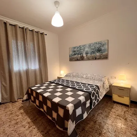 Chalet Con Piscina Privada Dos Banos 6 Pax *